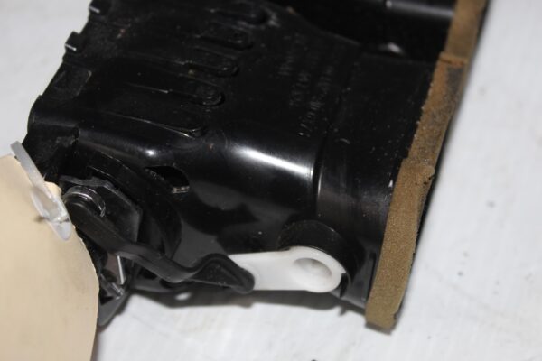 Range Rover L494 Sport Rear Centre Console Air Vent Assembly LR039640, LR087337