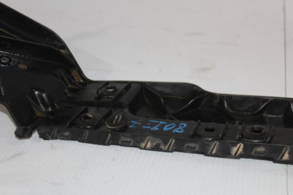 Range Rover L494 Sport Right Rear Bumper Mounting Bracket LR055887