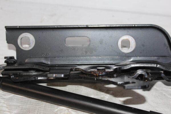 Audi FY Q5 SQ5 Front Right Bonnet Hood Hinge 80A823302D