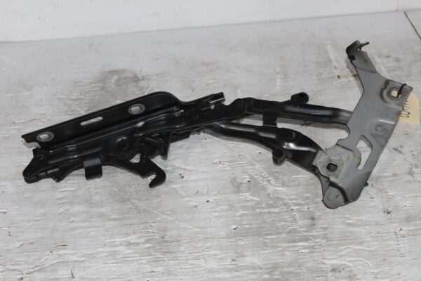 Audi FY Q5 SQ5 Front Right Bonnet Hood Hinge 80A823302D