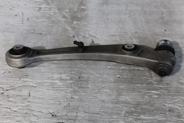 Audi A4 A5 Front Left Lower Control Arm Wishbone Link 8K0407151F, 8K0407155C
