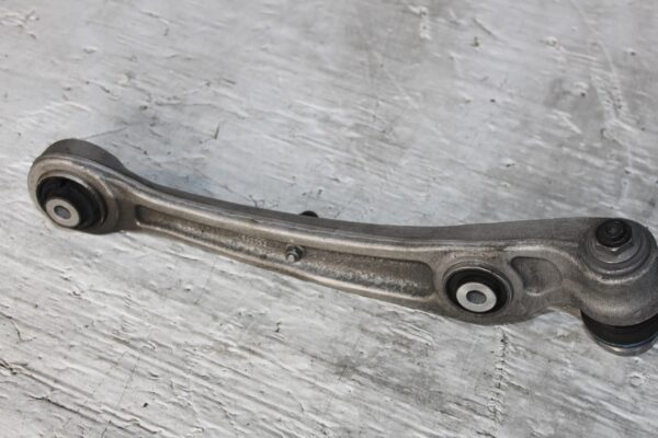 Audi A4 A5 Front Left Lower Control Arm Wishbone Link 8K0407151F, 8K0407155C