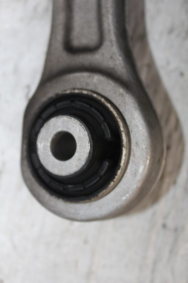 Audi A4 A5 Front Left Lower Control Arm Wishbone Link 8K0407151F, 8K0407155C