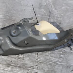 Audi FY Q5 Front Right Fender Mount Support Brace 80A821136A, 80A821132A - Image 11