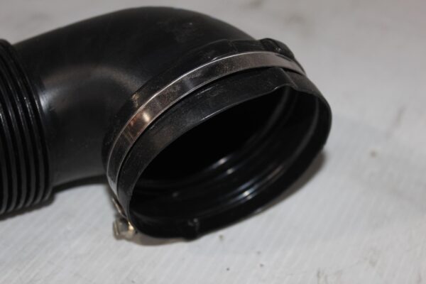 Audi FY Q5 Engine Intake Air Hose Pipe Tube 06L129629J, 06L129629B