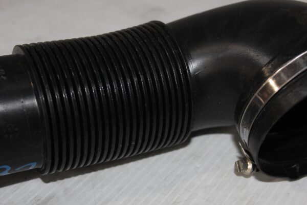 Audi FY Q5 Engine Intake Air Hose Pipe Tube 06L129629J, 06L129629B