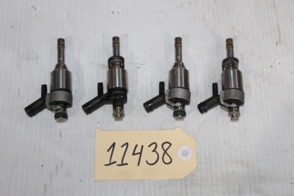 Audi 8V S3 / Volkswagen Golf Mk7 R Direct Fuel Injectors SET 06L906636AB