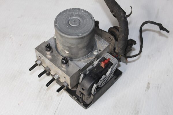 Audi 8T A5 8K A4 ABS Brake Pump Module Unit 8K0907379, 8K0614517GA, 8K0614517HC