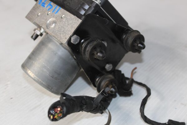 Audi 8T A5 8K A4 ABS Brake Pump Module Unit 8K0907379, 8K0614517GA, 8K0614517HC