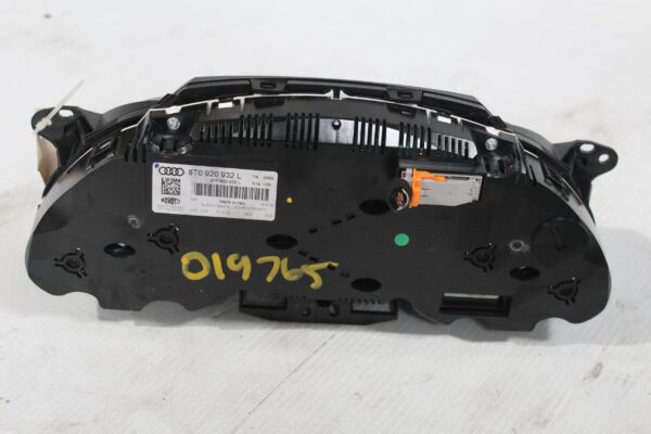 Audi 8T A5 Instrument Cluster 8T0920932L