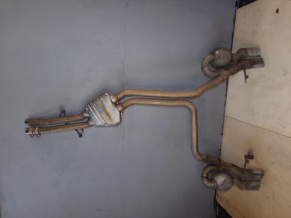 Audi 8R SQ5 Exhaust Rear Muffler With Noise Speaker Actuator 8R0253409R