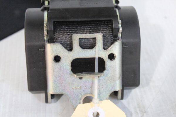 Audi 8K 8T A4 A5 S4 S5 Rear Seat Belt Pretensioner 8K0857805Q, 8K0857805R