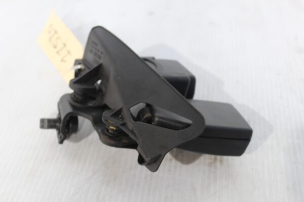 Audi 8K 8T Rear Double Seat Belt Buckle Stalk Latch 8K0857739AE