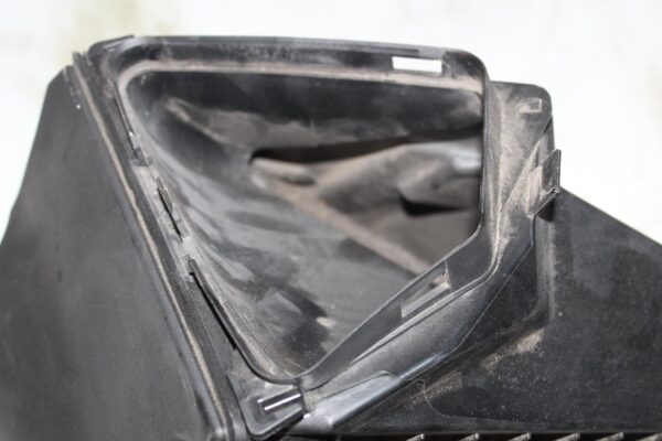 Audi 8R SQ5 Intake Air Box Filter 8K0133837B