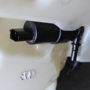 Audi 8T A5 Windscreen Washer Fluid Bottle Reservoir 8T0955453C - Image 8