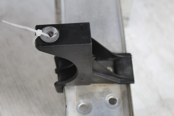 Audi 8R Q5 SQ5 Front Left Crash Bumper Absorber 8R0807133A