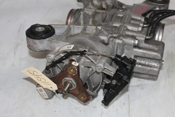 Audi 8V S3 / Volkswagen Golf Mk7 R Rear Differential Haldex Unit 0CQ525010F