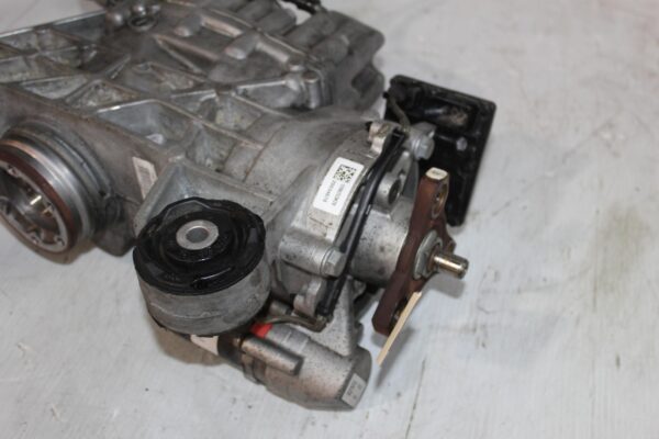 Audi 8V S3 / Volkswagen Golf Mk7 R Rear Differential Haldex Unit 0CQ525010F