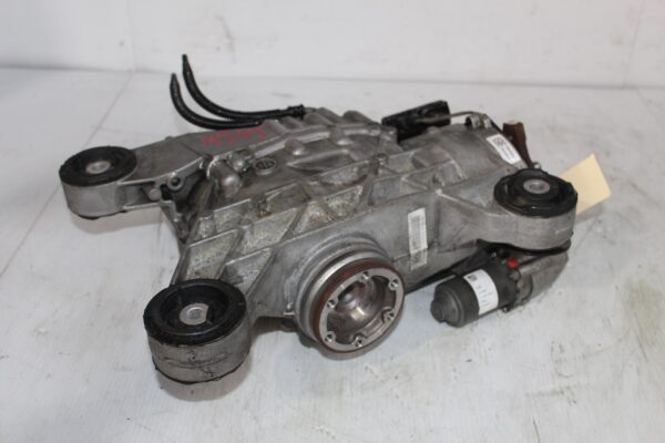 Audi 8V S3 / Volkswagen Golf Mk7 R Rear Differential Haldex Unit 0CQ525010F