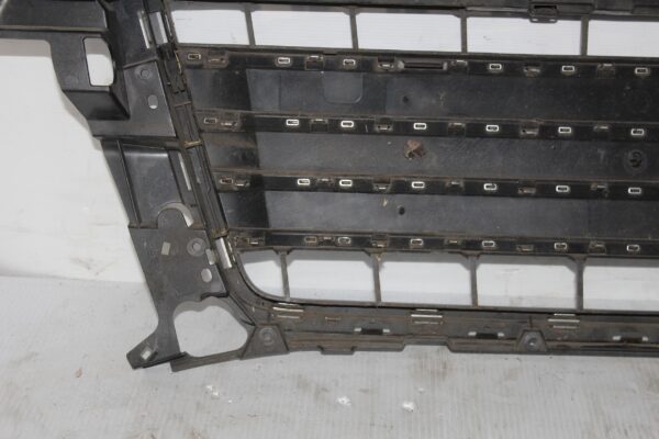 Audi 8R SQ5 Front Centre Radiator Grill Grille 8R0853651AG