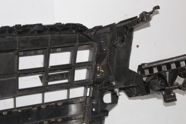 Audi 8R SQ5 Front Centre Radiator Grill Grille 8R0853651AG