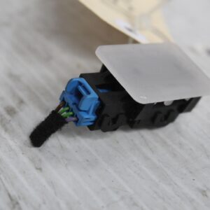 Audi F3 Q3 RSQ3 Courtesy Entry Light 83A919390F - Image 2