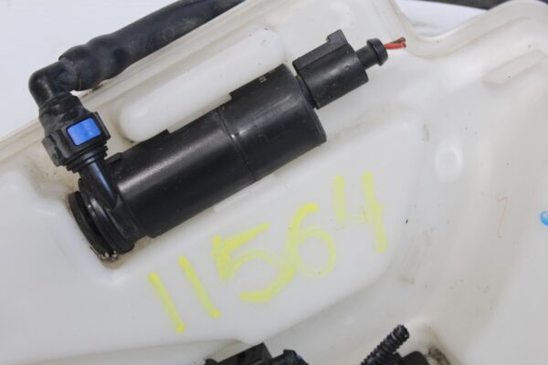 Audi 8V A3 / Volkswagen Mk7 Golf Washer Bottle 5Q0955449Q
