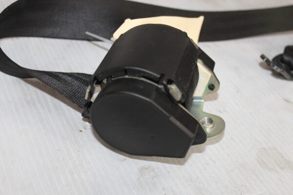 Audi 8V A3 S3 RS3 Rear Seat Belt 8V5857805A