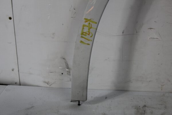 Audi Fy Q5 Rear Right Wheel Arch Guard Moulding 80A853818A