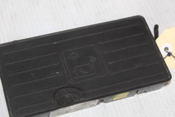 Audi Q2 Q3 RSQ3 Q5 Q7 Wireless Charging Module Pad 4N0035502B