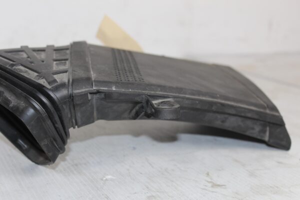 Audi 8R Q5 SQ5 Air Intake Hose Pipe 8R0129618J