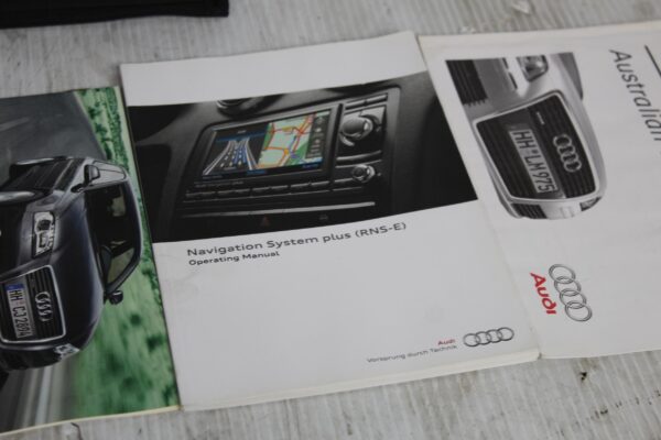 Audi 8P S3 Owners Manual Service Books With Pouch