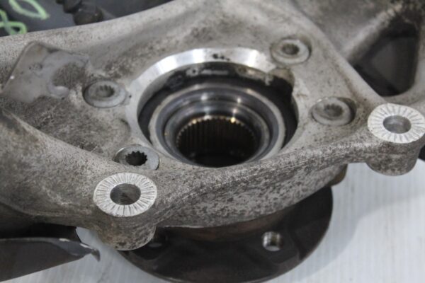 Audi A4 A5 Front Left Knuckle Wheel Bearing Hub Carrier 4G0407253B, 8K0407257
