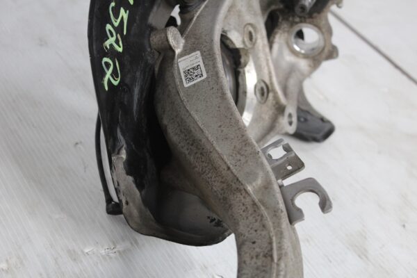 Audi A4 A5 Front Left Knuckle Wheel Bearing Hub Carrier 4G0407253B, 8K0407257