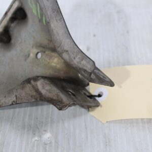 Audi A4 A5 Q5 Right Engine Mount Retaining Plate 8K0399060L - Image 9