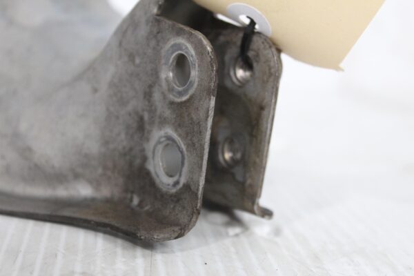 Audi A4 A5 Q5 Right Engine Mount Retaining Plate 8K0399060L