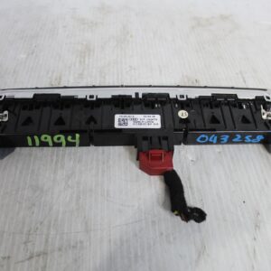 Audi 8V A3 Multiple Combination Hazard Switch Panel 8V0925301BM - Image 9