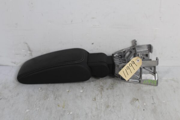 Audi A3 S3 Centre Console Armrest Assembly 8V0864283, 8V0864207A