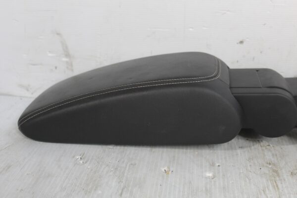 Audi A3 S3 Centre Console Armrest Assembly 8V0864283, 8V0864207A