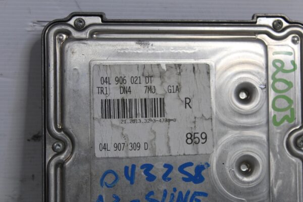 Audi 8V A3 Hatch TDI ECU Engine Control Unit Diesel 04L906021DT