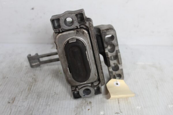 Audi 8V A3 Hatch Engine Mount Bracket Support 5Q0199262CS, 5WA199262H