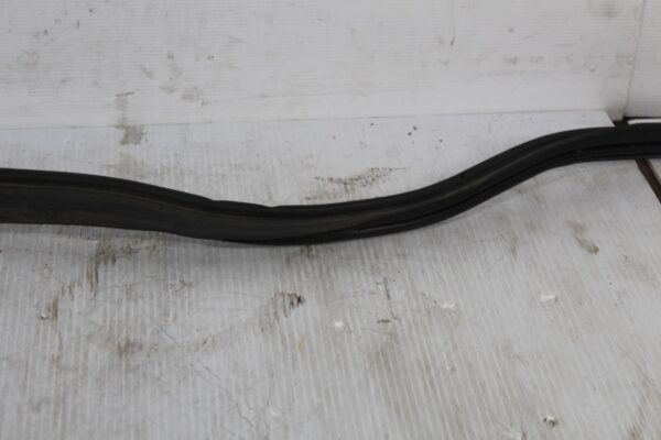 Audi 8V A3 S3 RS3 Hatch Rear Hatch Tailgate Boot Weatherstrip Rubber 8V4827705