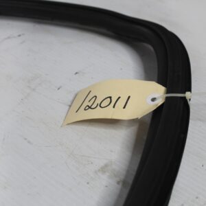 Audi 8V A3 S3 RS3 Hatch Front Left or Right Door Seal 8V4831721 - Image 2