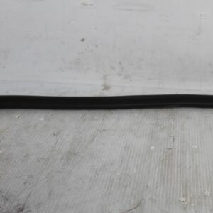 Audi 8V A3 S3 RS3 Hatch Front Left or Right Door Seal 8V4831721 - Image 5