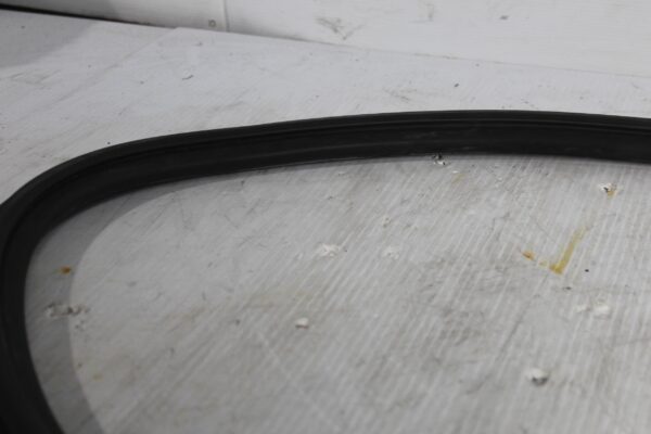 Audi 8V A3 S3 RS3 Hatch Front Left or Right Door Seal 8V4831721