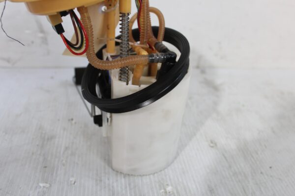 Audi 8V A3 TDI Intank Fuel Pump Delivery unit 5Q0919050P, 5Q0919050BA