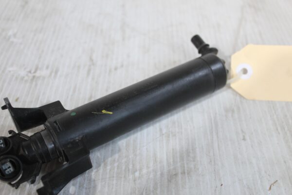 Audi 8V A3 S3 RS3 Left Headlight Washer Jet 8V0955101B