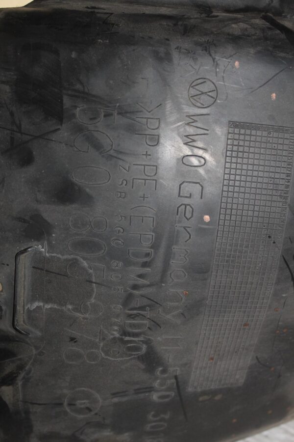 Volkswagen Golf MK7 Front Front Right Wheel Arch Guard Liner 5G0805978