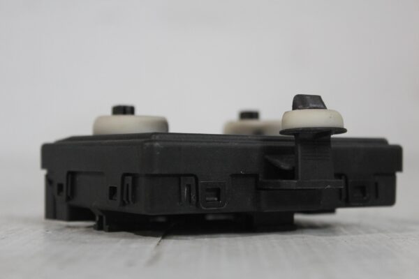 Volkswagen Mk7 Golf Door Control Unit Module 5Q0959592F