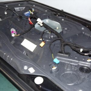 Volkswagen Mk3 Sirocco Right Hand Front Driver Door Black - Image 7